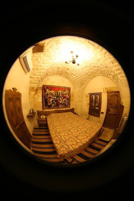 Bed and Breakfast Turkmen Konagi Шанлиурфа Номер фото